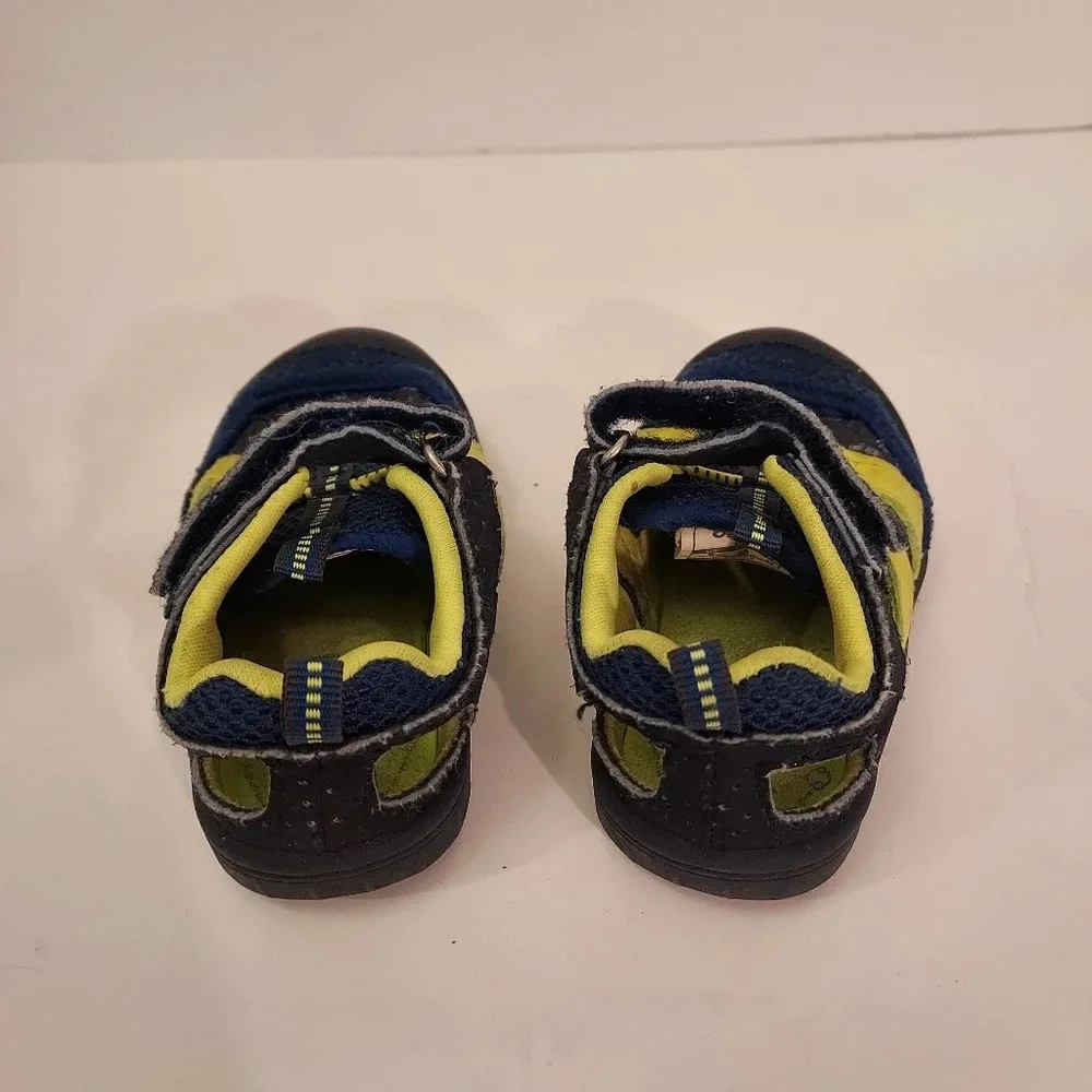 OshKosh B'gosh Drift-B Bump Toe Blue and Green Sandals